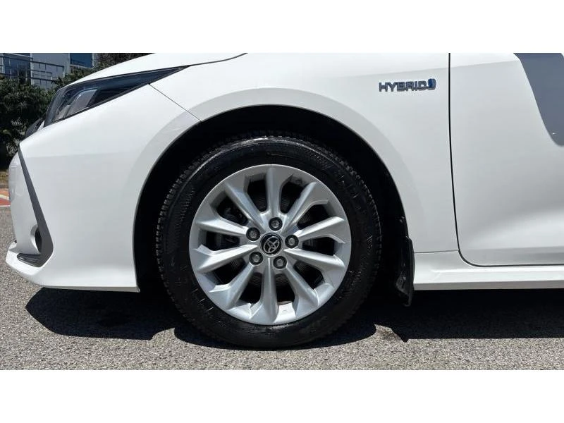 Toyota Corolla SDN 1.8HSD COMFORT | Mobile.bg � ����������� 16