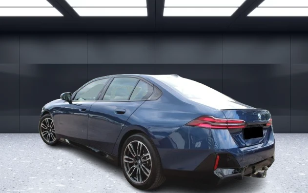 BMW 520 i = M-Sport Pro = Гаранция, снимка 3 - Автомобили и джипове - 55406189