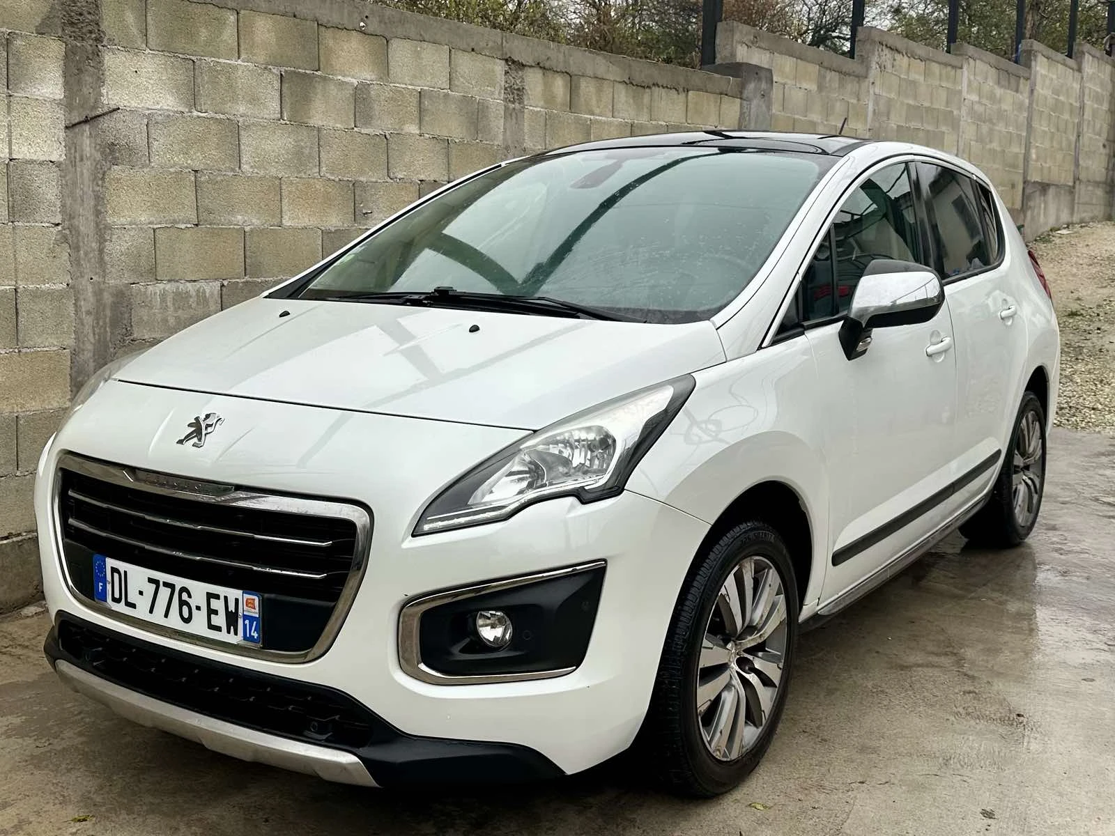 Peugeot 3008 1.6 HDi Allure Панорама Кожа , снимка 1
