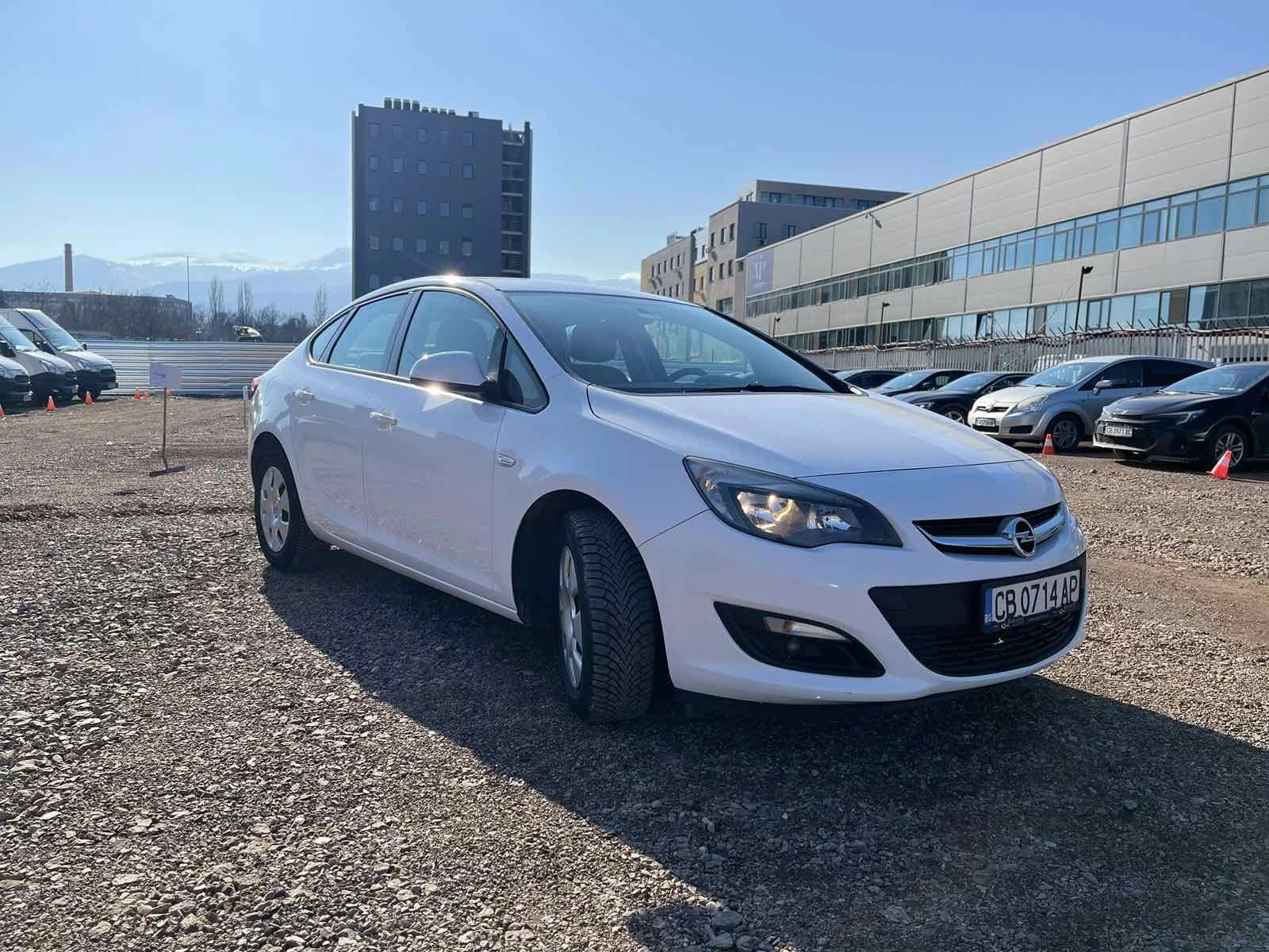 Opel Astra  - изображение 5