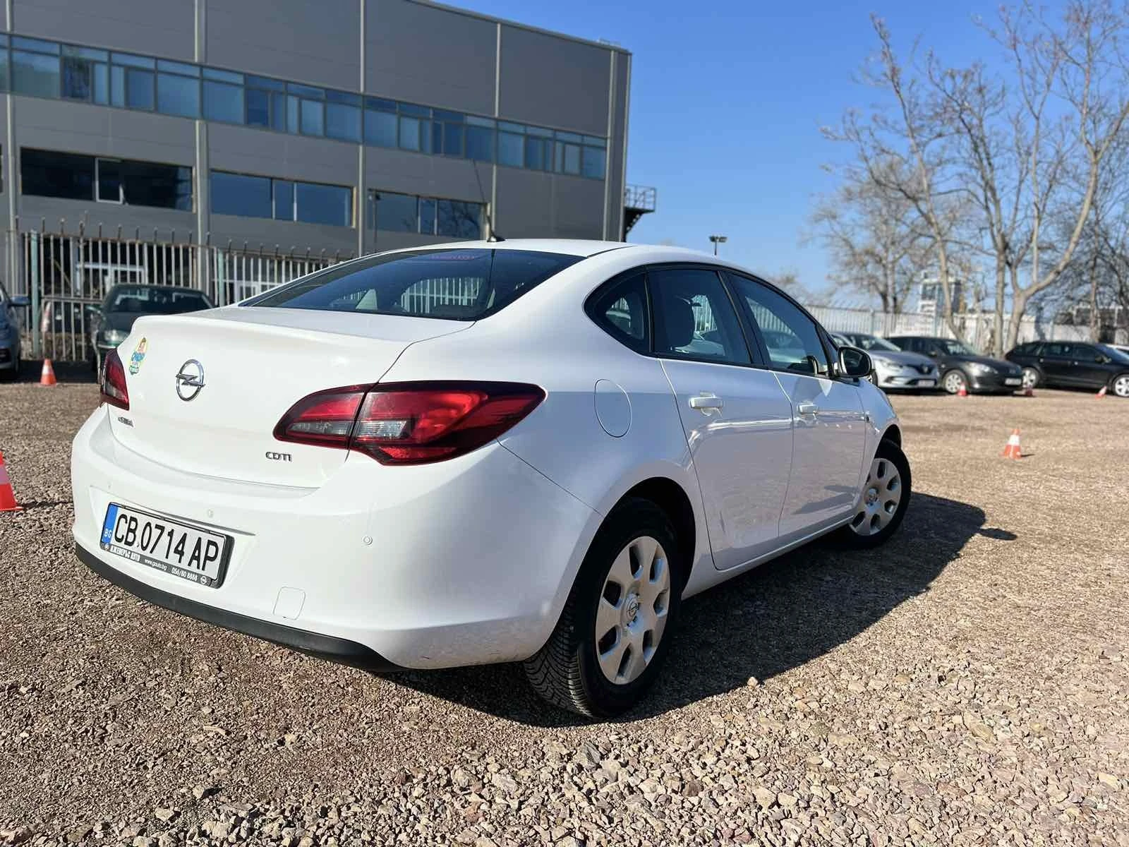 Opel Astra  - изображение 4