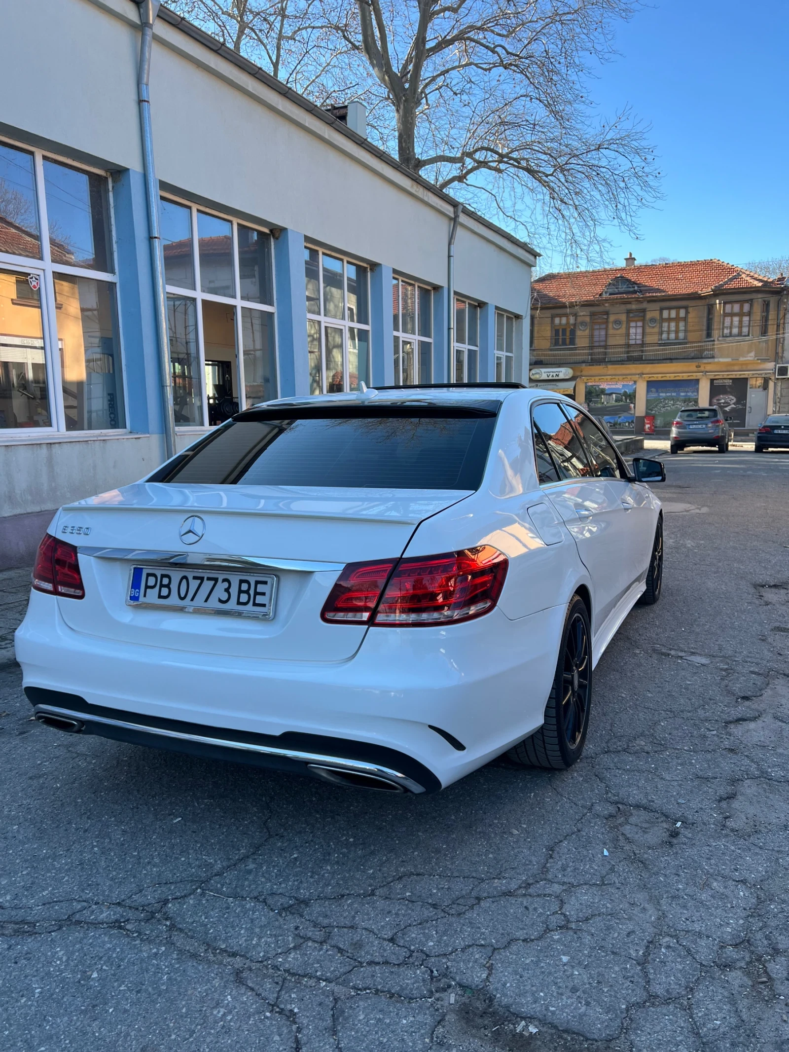 Mercedes-Benz E 350 AMG pack - изображение 3