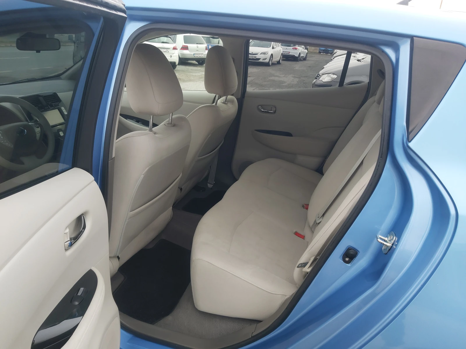 Nissan Leaf  Navi-Keyless-Kamera | Mobile.bg   16