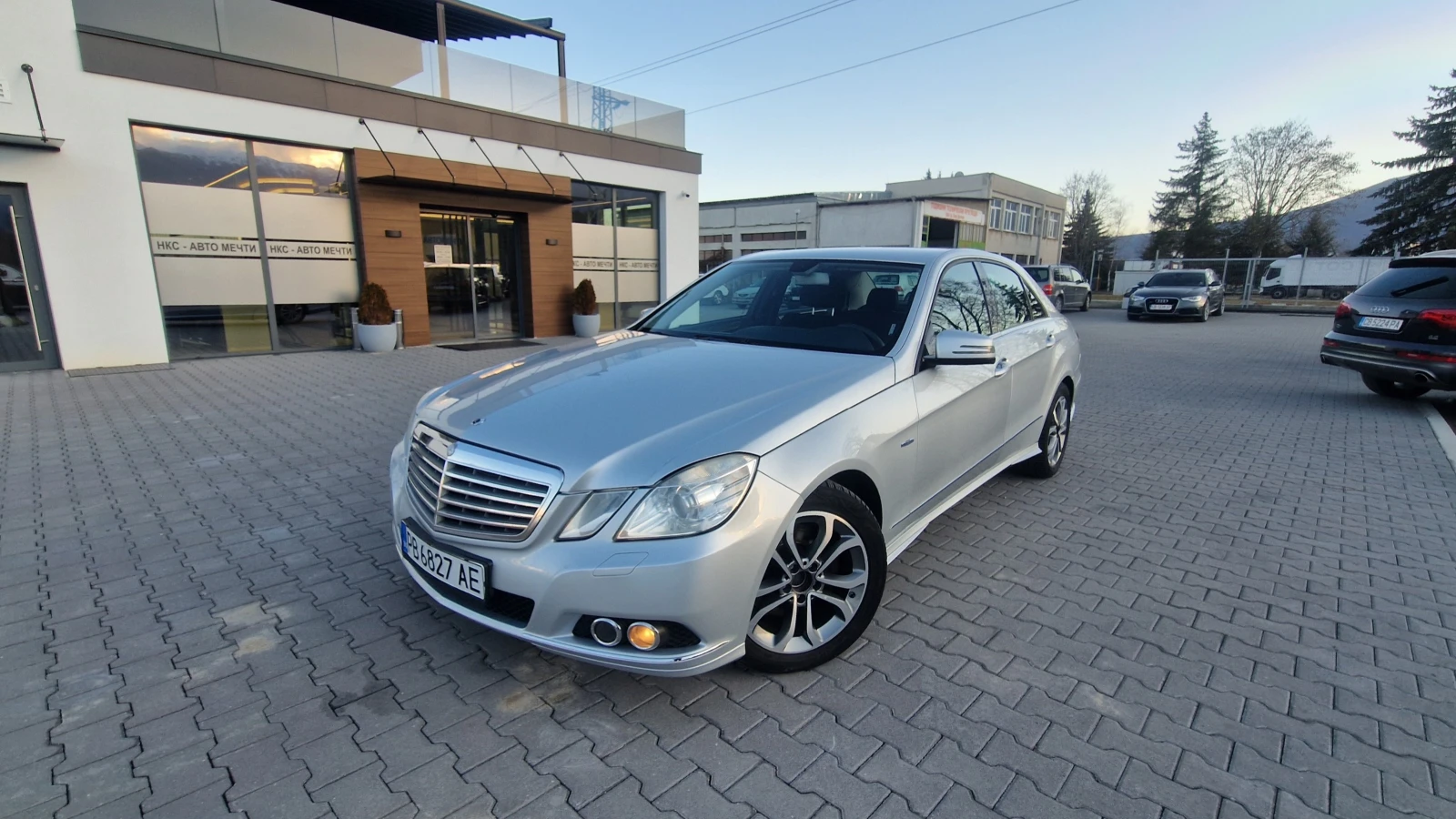 Mercedes-Benz E 350 Лизинг  | Mobile.bg — изображение 1