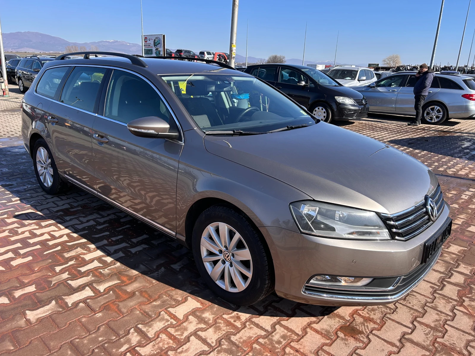 VW Passat 1.8TSI NAVI EURO 5 - изображение 4