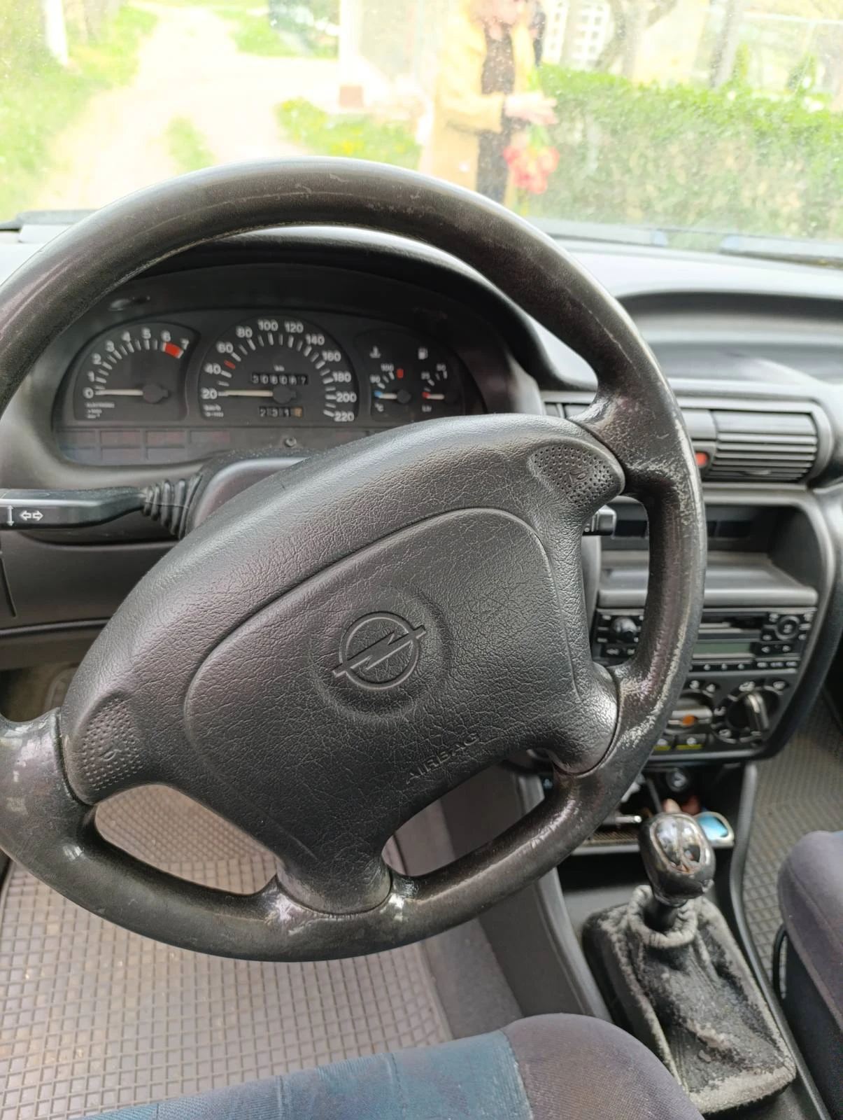Opel Astra 1.6 16V - изображение 6