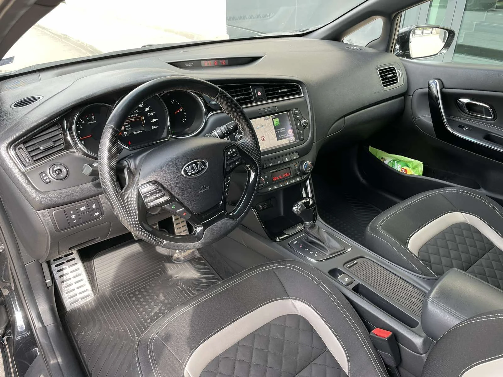 Kia Ceed /ProCeed/ GT Line / 1.6 CRDI - изображение 5