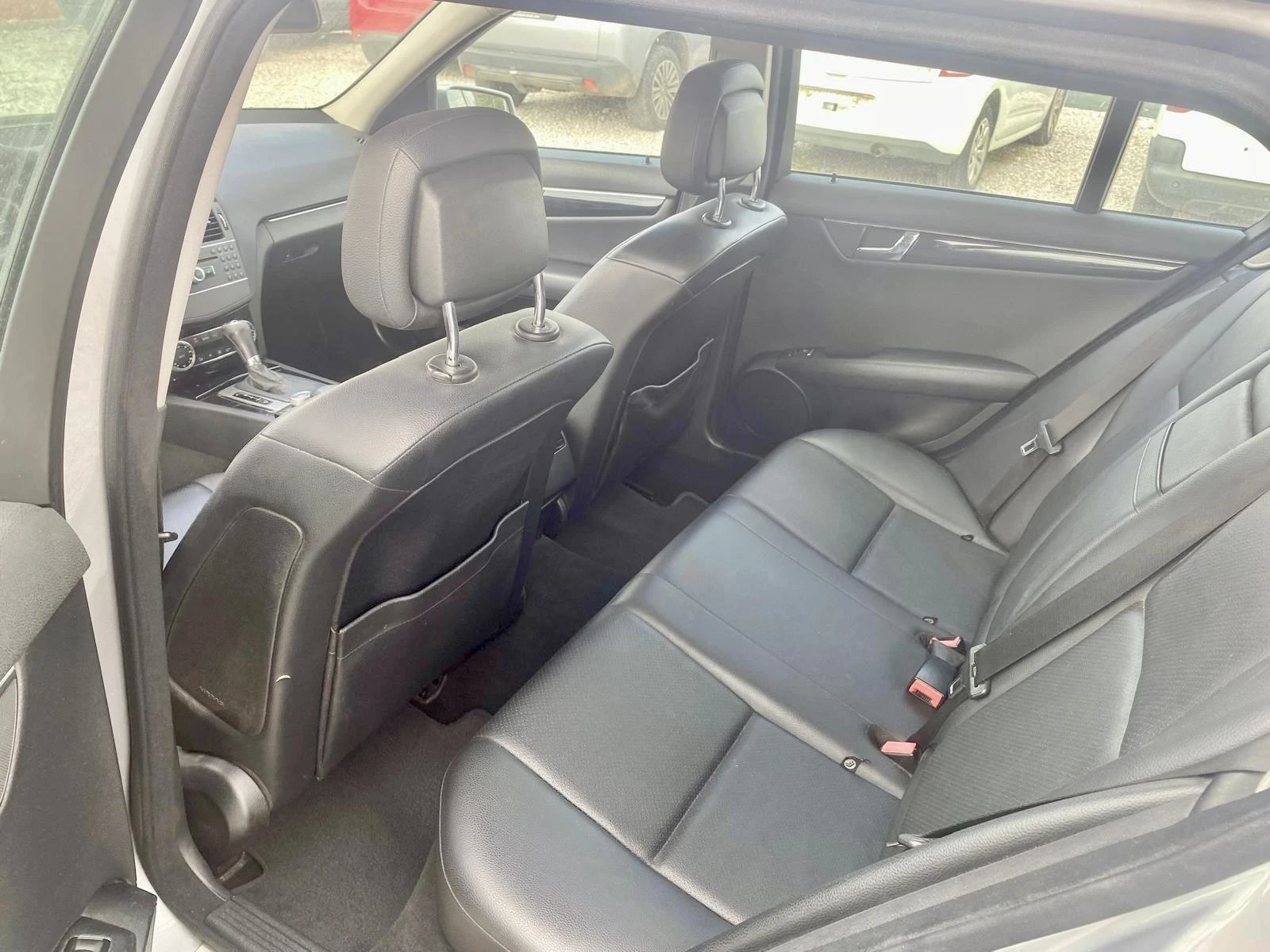 Mercedes-Benz C 200 CDI - изображение 8