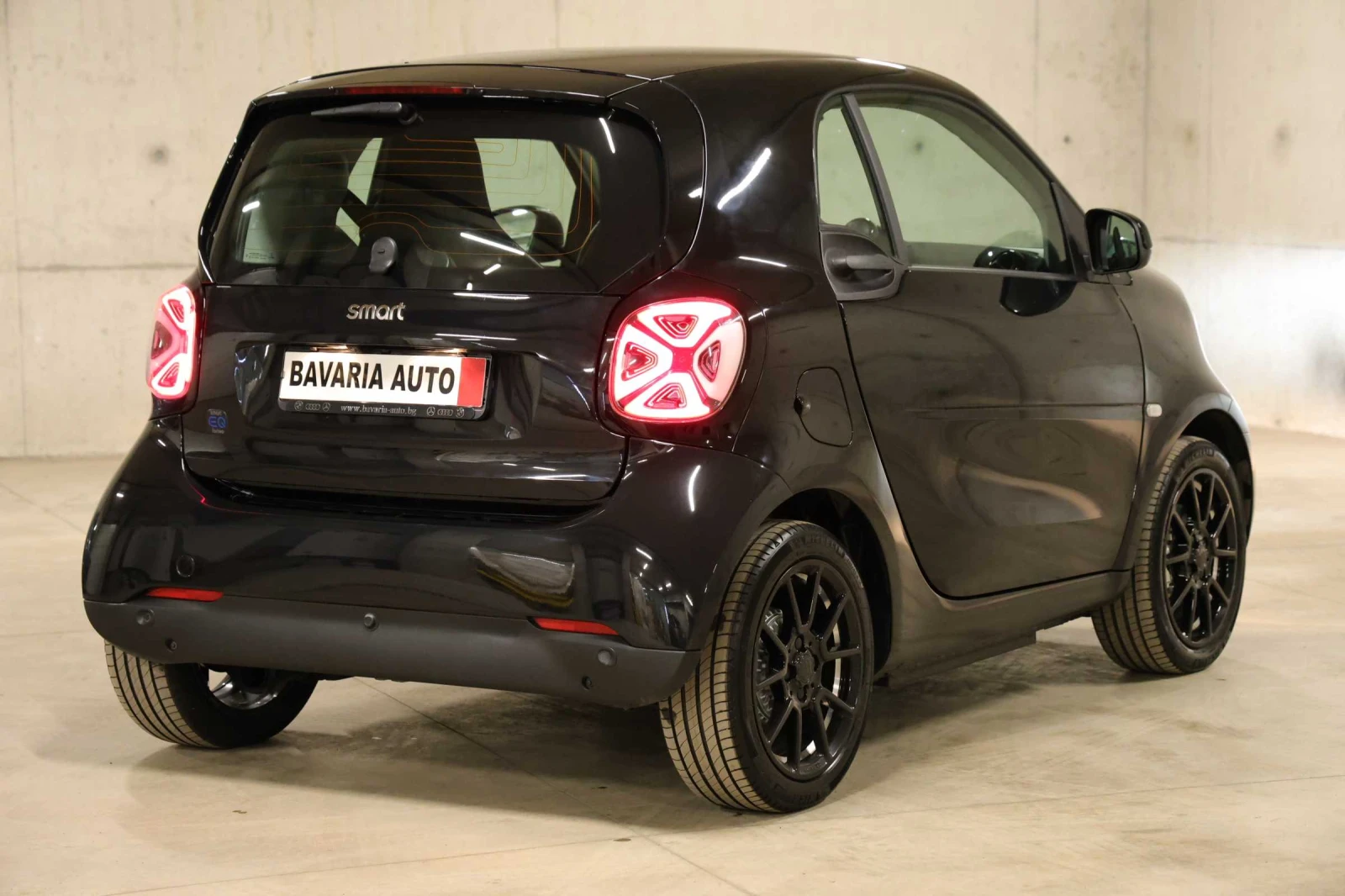 Smart Fortwo coupe EQ Brabus Панорама Full LED - изображение 3