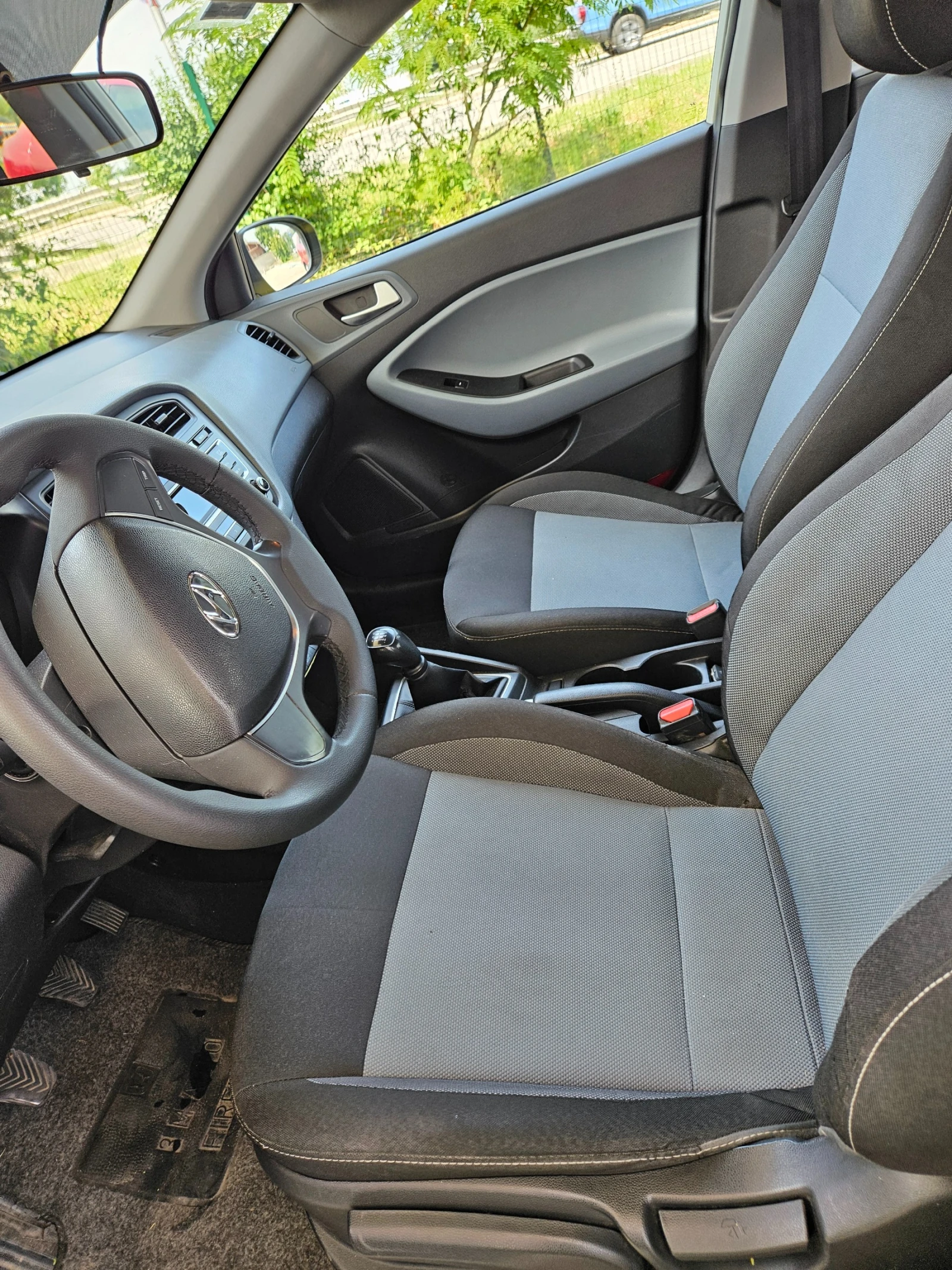 Hyundai I20 РЕГИСТРИРАНА-ГАЗ - изображение 9
