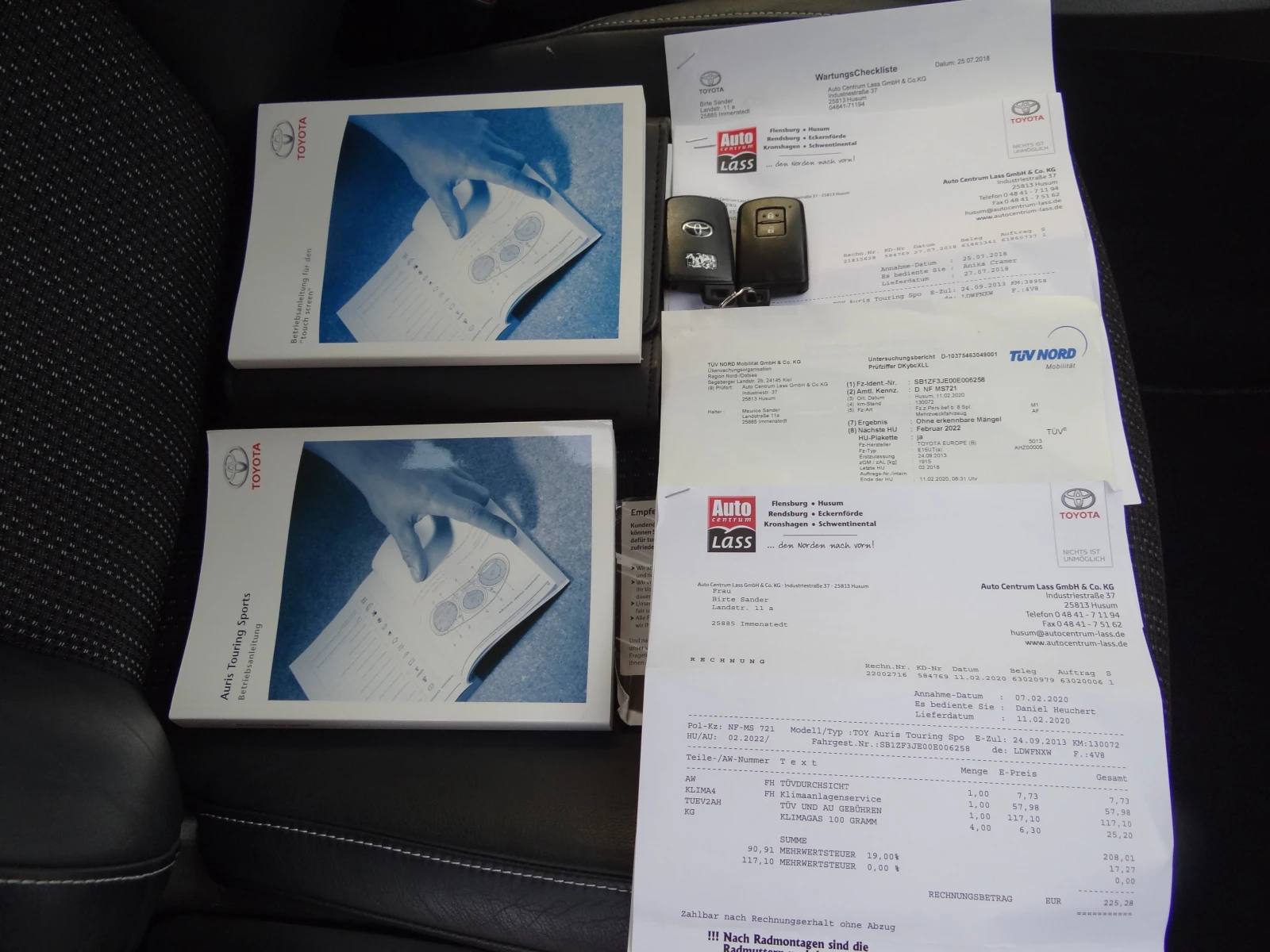 Toyota Auris 2.0d4d - 125k.c. /Koja/Camera/Keyless/Euro-5/ | Mobile.bg   14