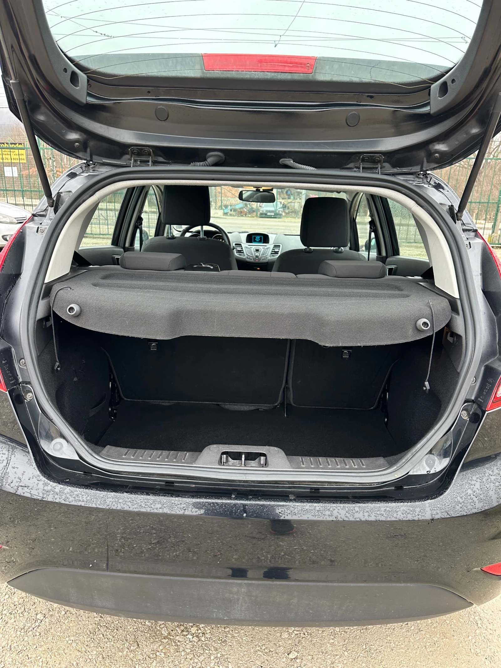 Ford Fiesta 1.6 TDCI, снимка 14 - Автомобили и джипове - 53467977