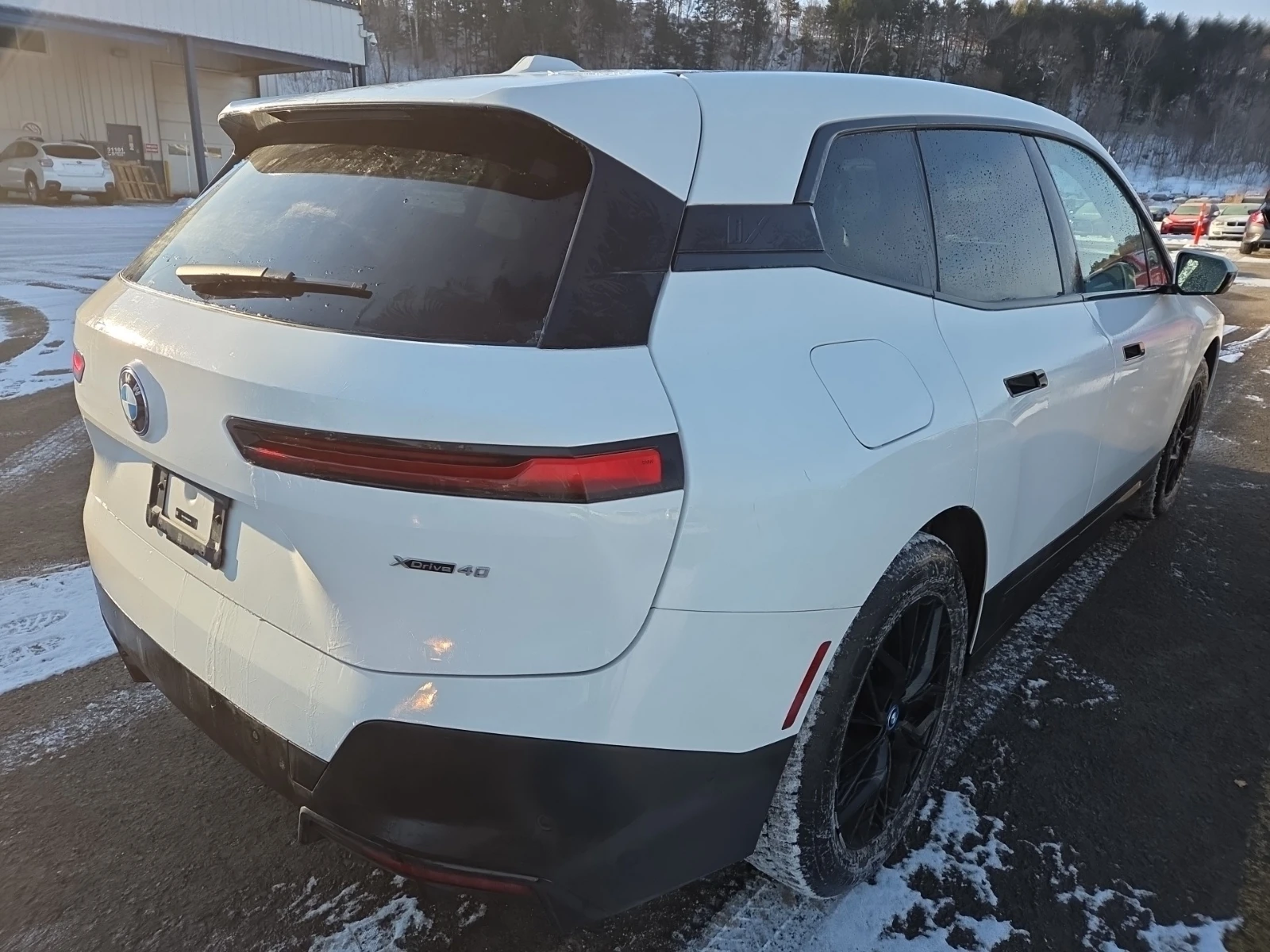 BMW iX XDRIVE40| MEMORY| CARFAX| 2 KEYS  - изображение 3