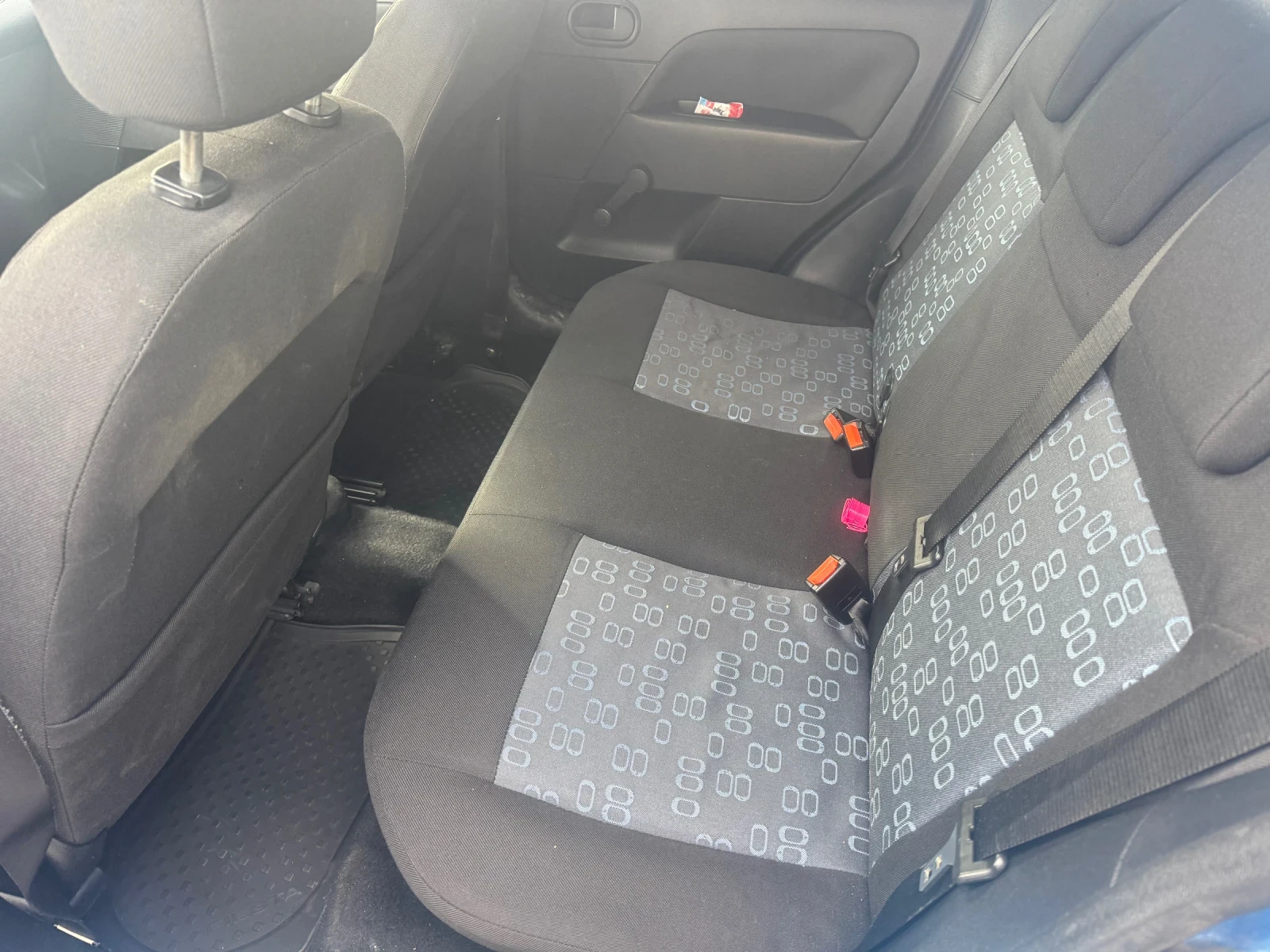 Ford Fiesta 1.4 TDCI - изображение 10