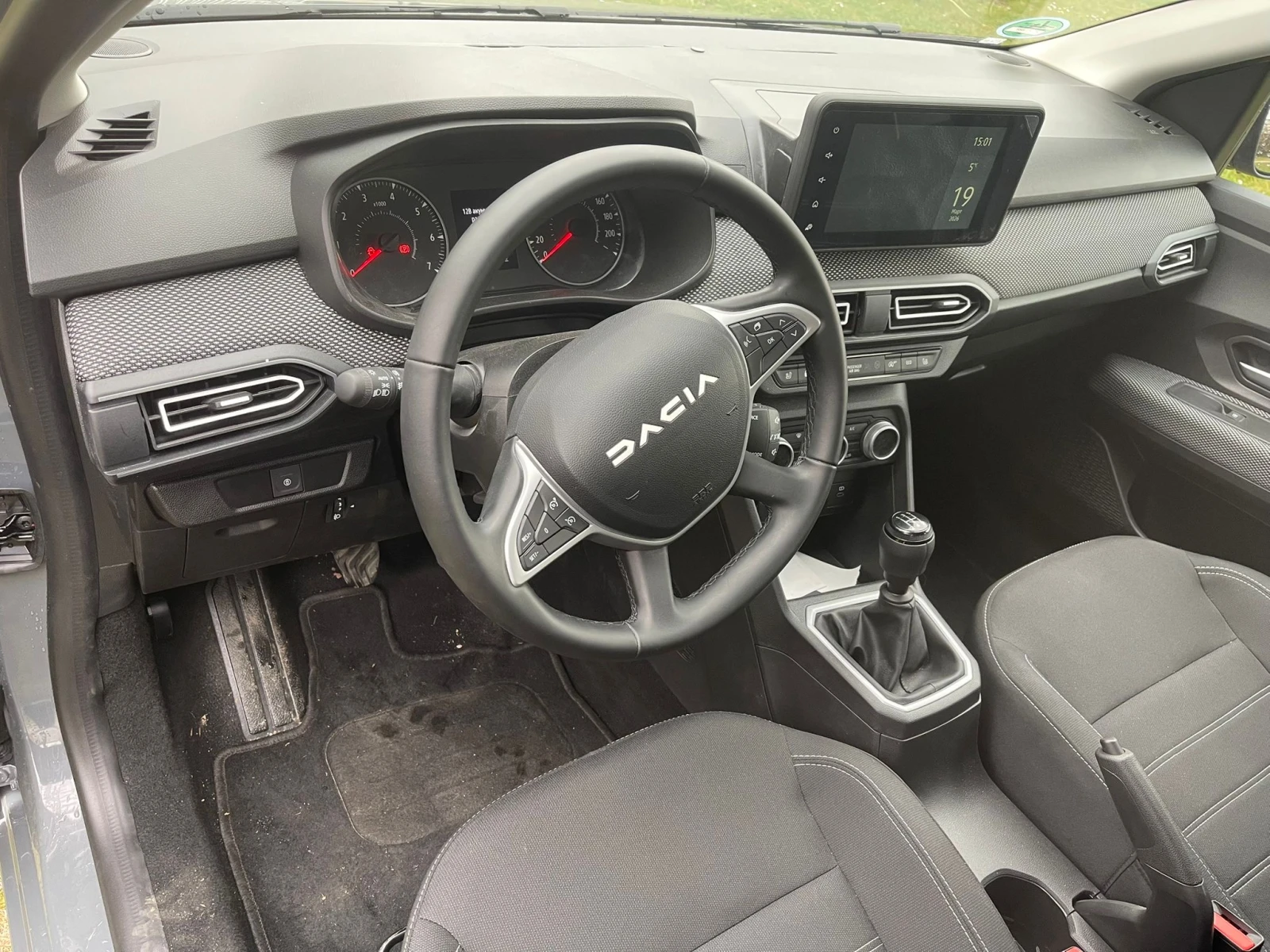 Dacia Sandero 1.0, снимка 10 - Автомобили и джипове - 53906621