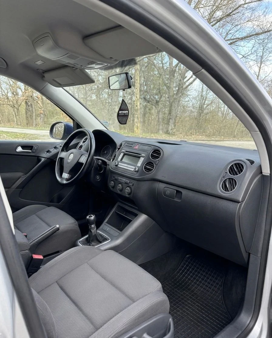 VW Golf Plus 1.9TDI BLS, снимка 7 - Автомобили и джипове - 54135027