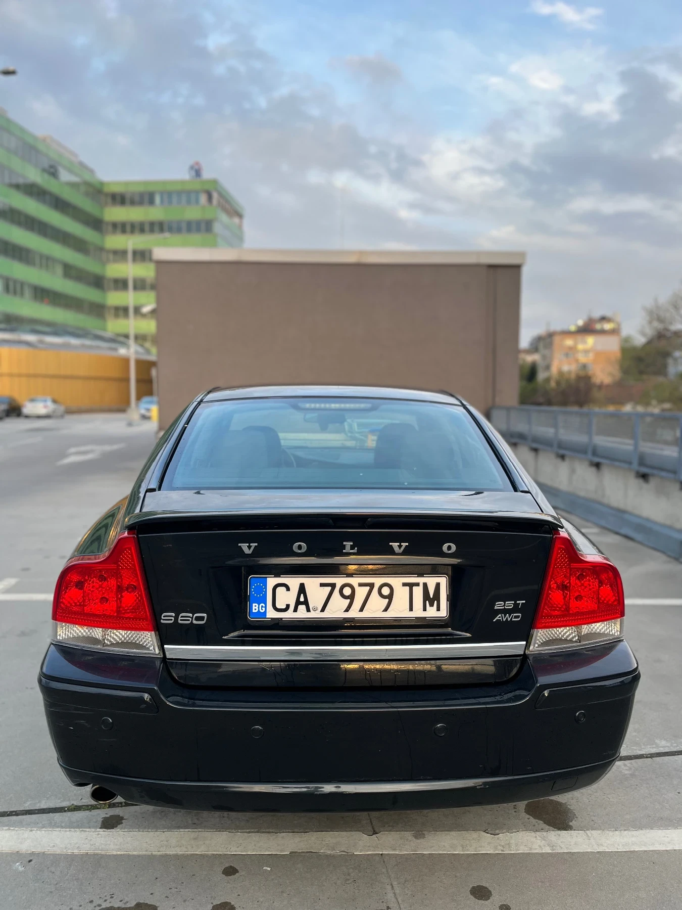 Volvo S60 2.5T AWD, снимка 4 - Автомобили и джипове - 54302455