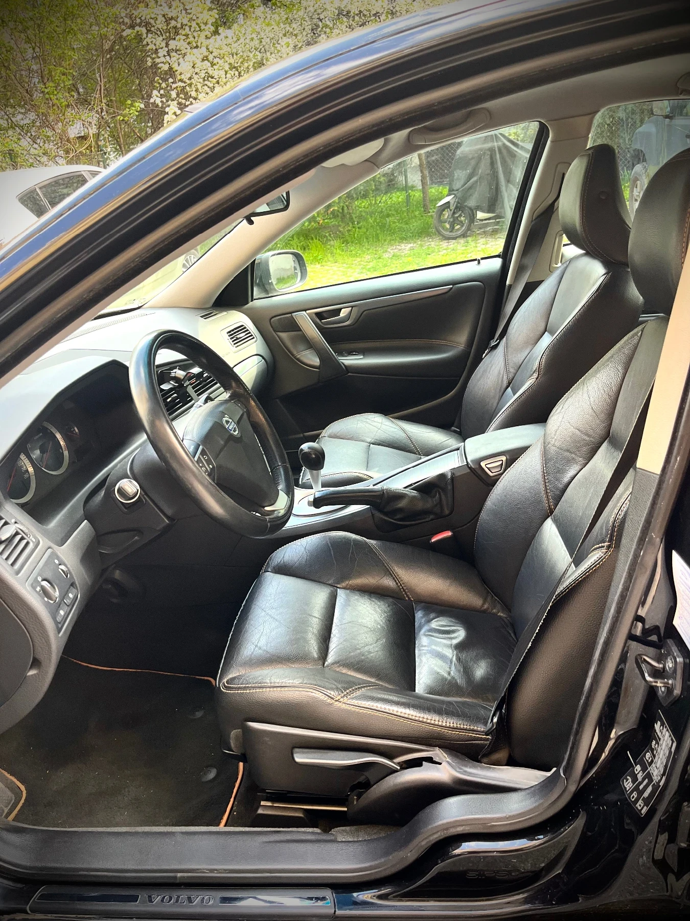 Volvo S60 2.5T AWD, снимка 10 - Автомобили и джипове - 54302455