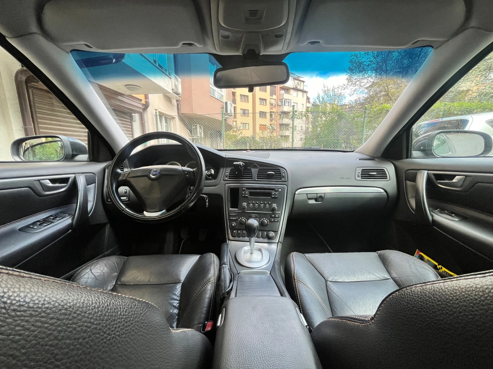 Volvo S60 2.5T AWD, снимка 9 - Автомобили и джипове - 54302455