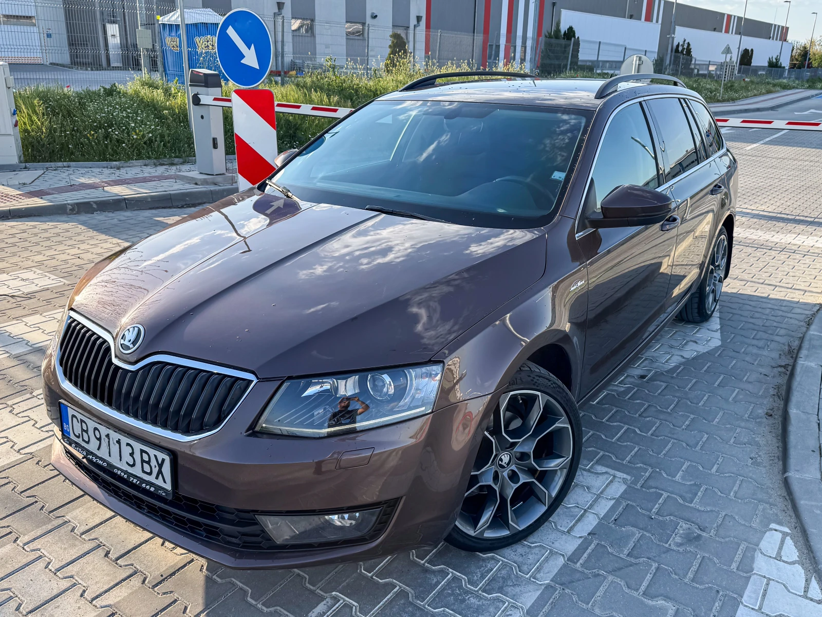 Skoda Octavia, снимка 5 - Автомобили и джипове - 54351484