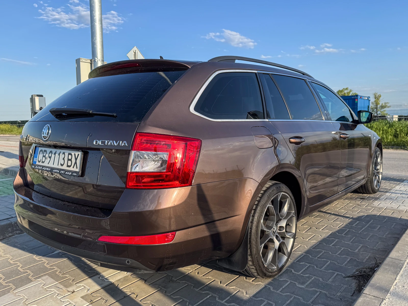 Skoda Octavia, снимка 10 - Автомобили и джипове - 54351484