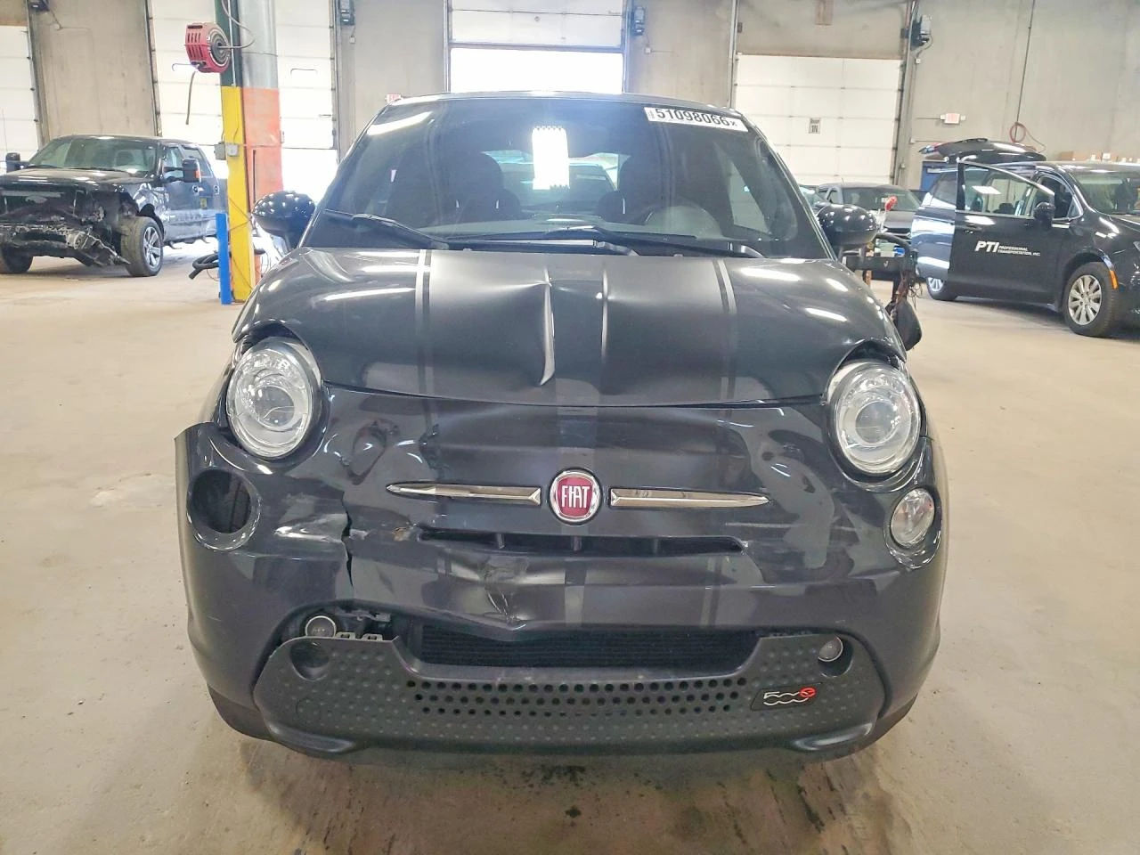 Fiat 500 Electric, снимка 5 - Автомобили и джипове - 54519191