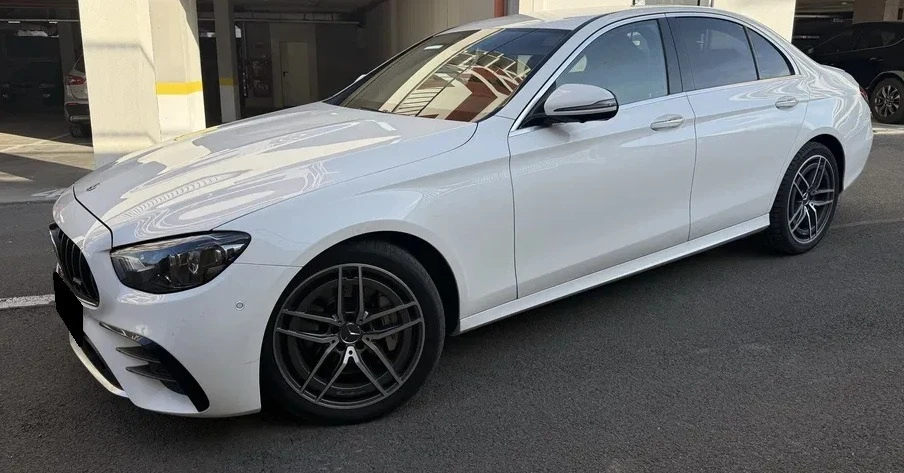 Mercedes-Benz E 53 AMG 4MATIC+ , снимка 2 - Автомобили и джипове - 54675946