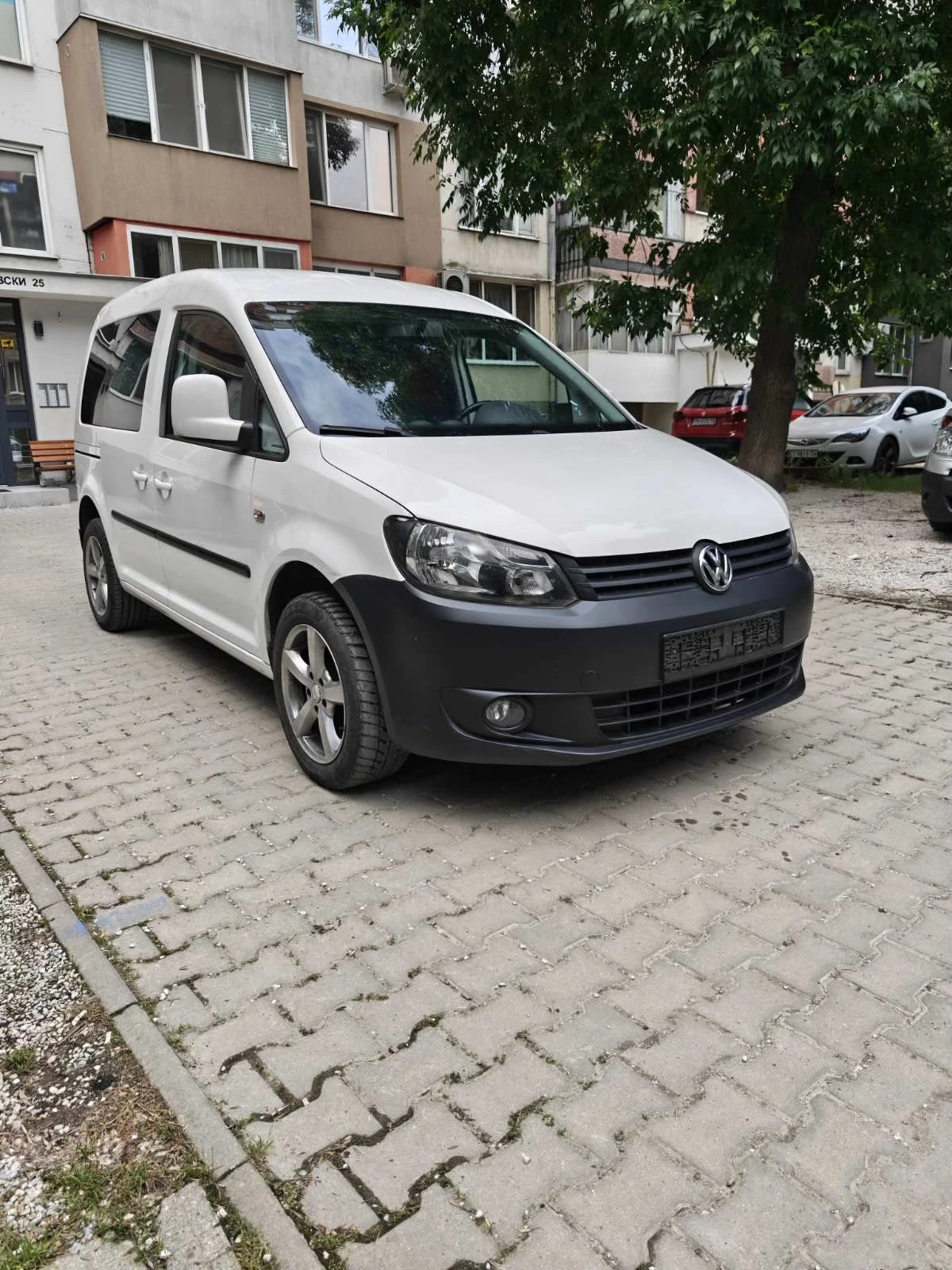 VW Caddy 2.0 фабричен метан Ecofuel , снимка 5 - Автомобили и джипове - 54705091