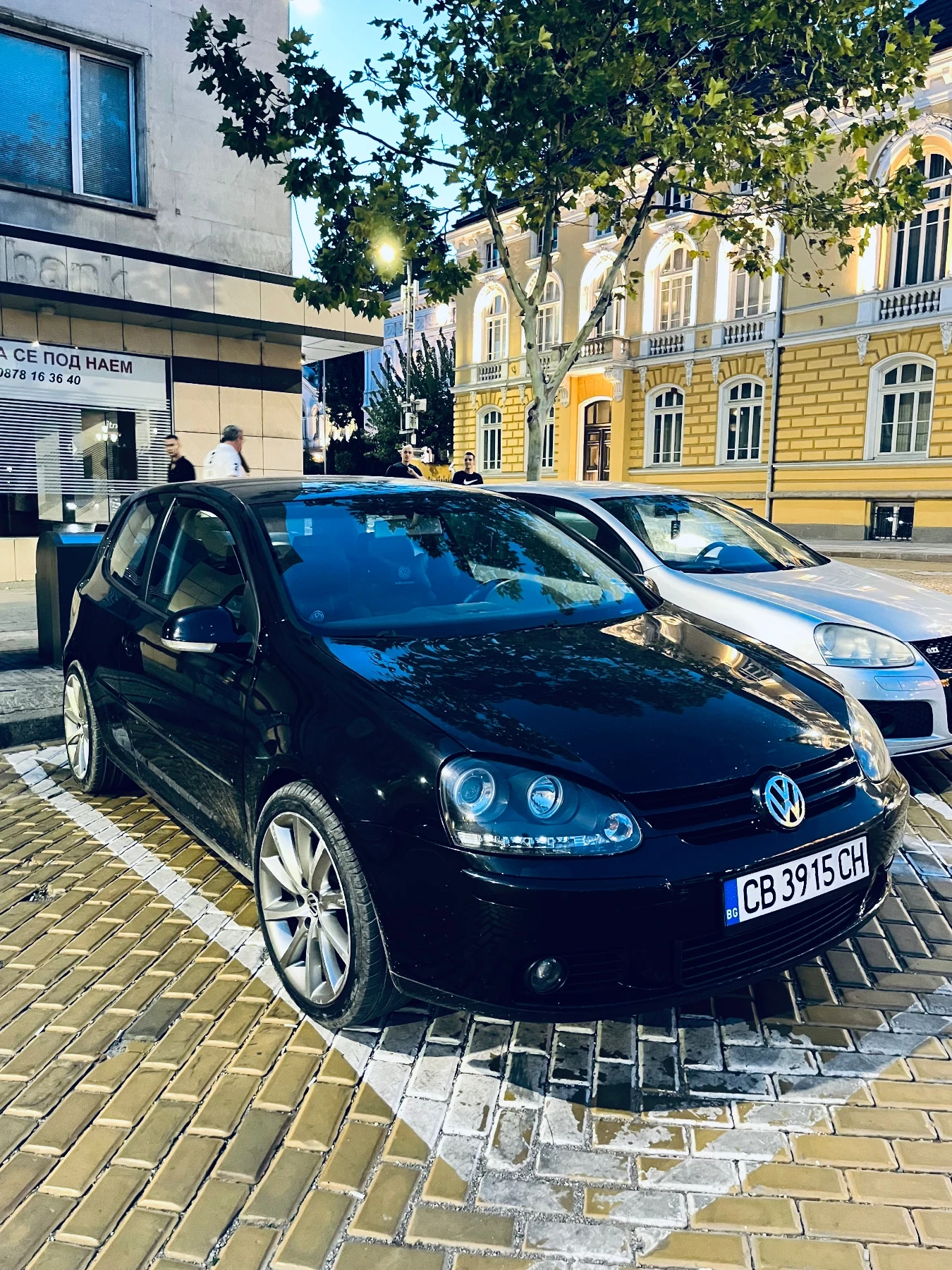 VW Golf, снимка 5 - Автомобили и джипове - 54705621