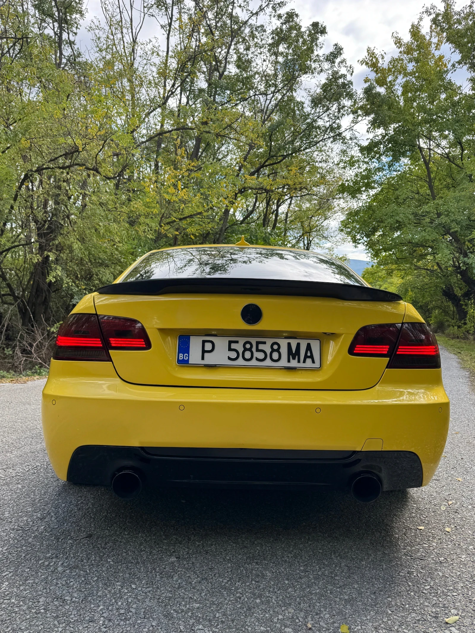 BMW 330 Абсолютно всички екстри за модела FULL, снимка 5 - Автомобили и джипове - 54760929