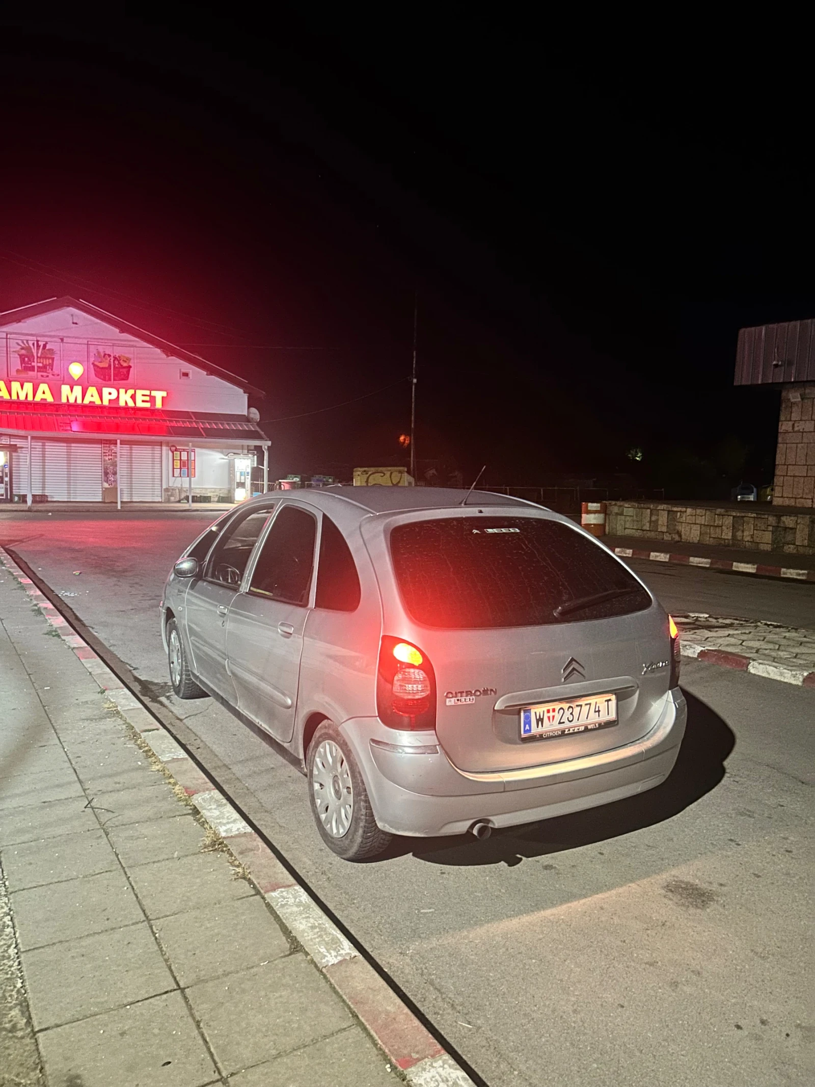 Citroen Xsara picasso, снимка 3 - Автомобили и джипове - 54963983