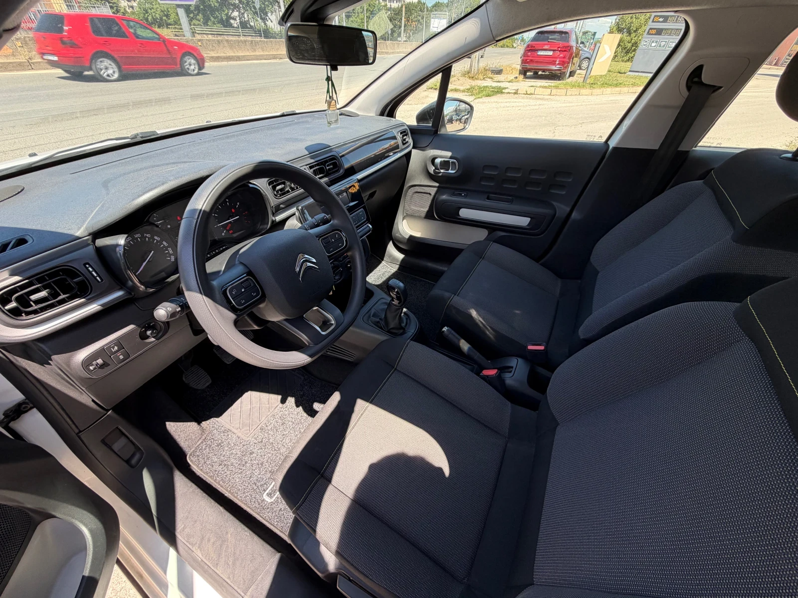Citroen C3, снимка 9 - Автомобили и джипове - 55299901