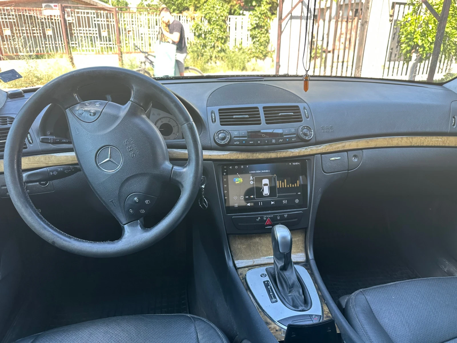 Mercedes-Benz E 280, снимка 2 - Автомобили и джипове - 55551797