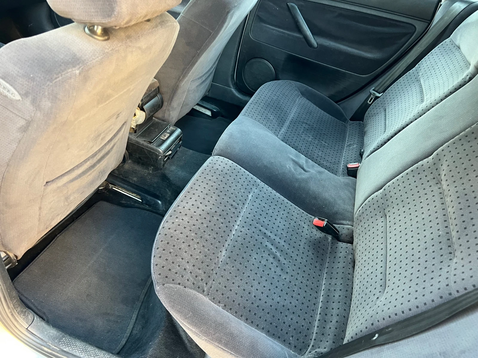 VW Passat B5, снимка 16 - Автомобили и джипове - 55833023