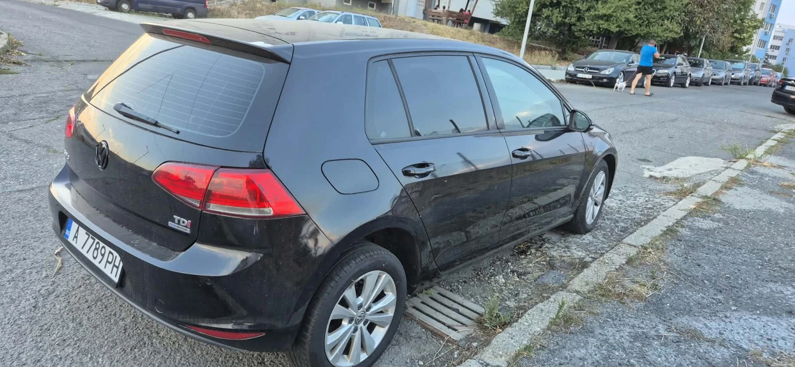 VW Golf 1.6D, снимка 3 - Автомобили и джипове - 55951338