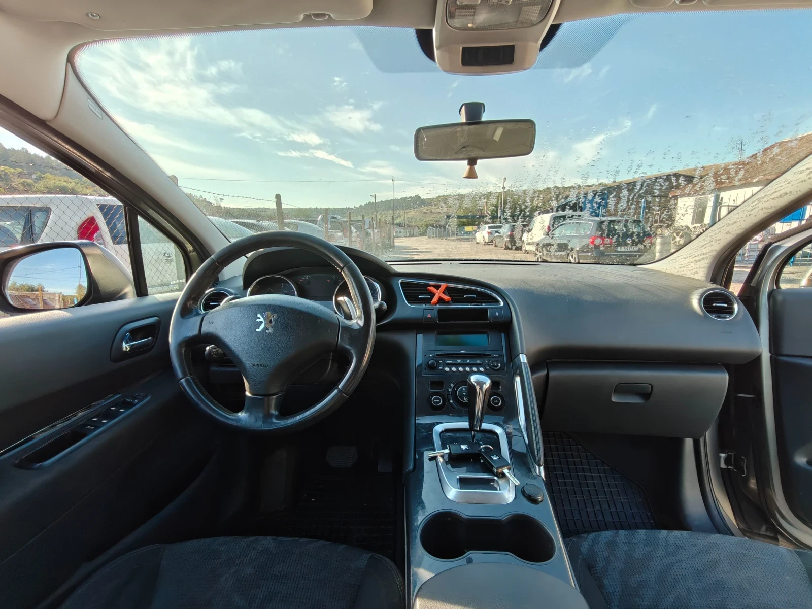 Peugeot 3008 1.6 HDi / НА ЧАСТИ / АВТОМАТИК , снимка 9 - Автомобили и джипове - 56266209