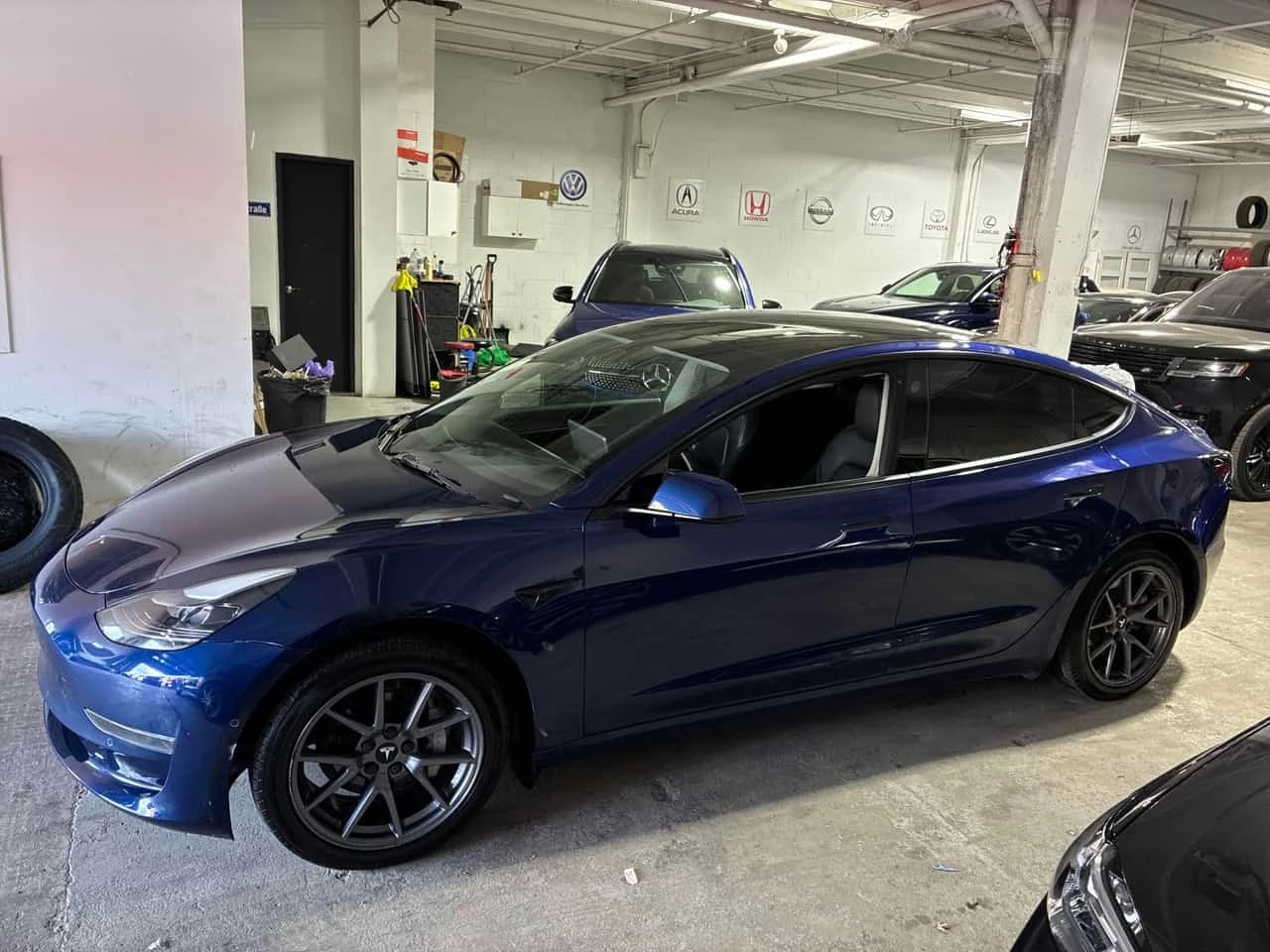 Tesla Model 3  RWD * CARFAX * ��� ������������ ������ | Mobile.bg � ����������� 2