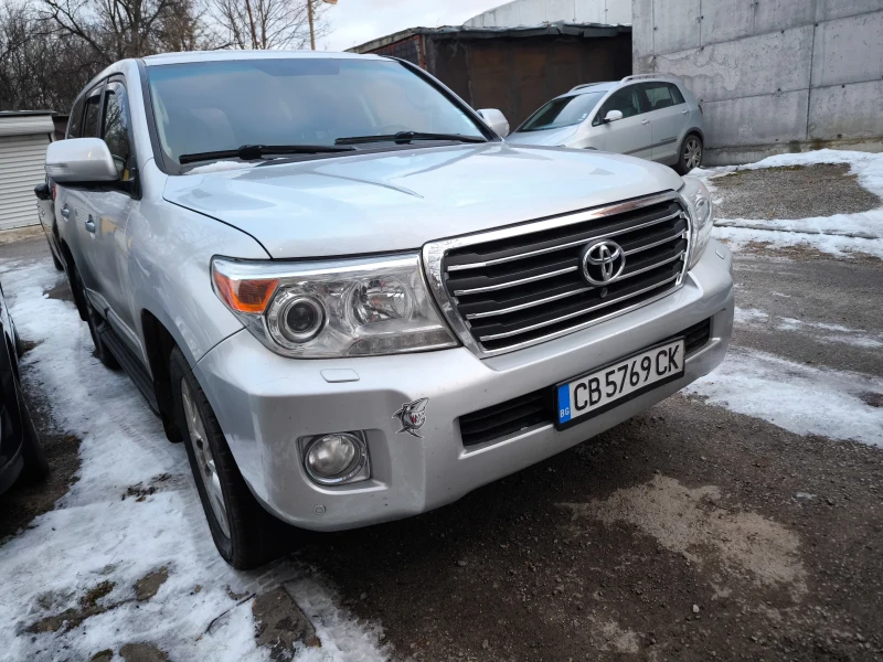 Toyota Land cruiser 200, снимка 1 - Автомобили и джипове - 48118655