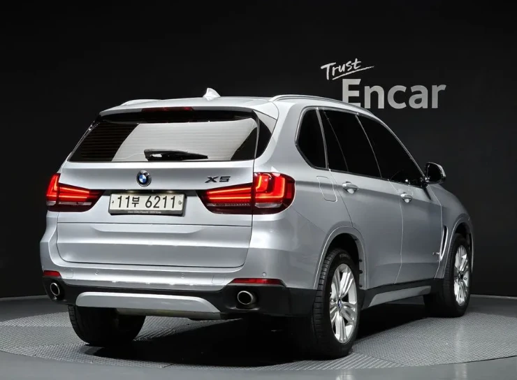 BMW X5 3.0 xDrive - изображение 2