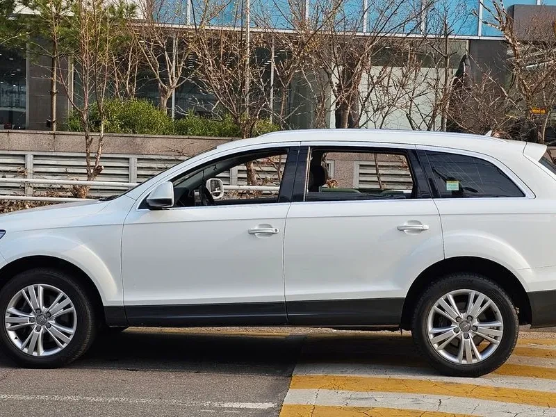 Audi Q7 3.0 TDI Quattro, снимка 5 - Автомобили и джипове - 55132432