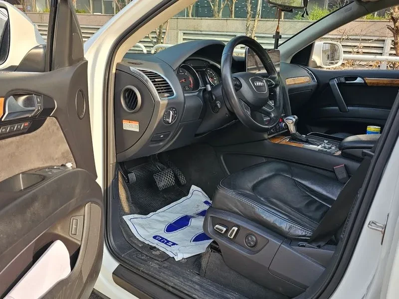 Audi Q7 3.0 TDI Quattro, снимка 12 - Автомобили и джипове - 55132432