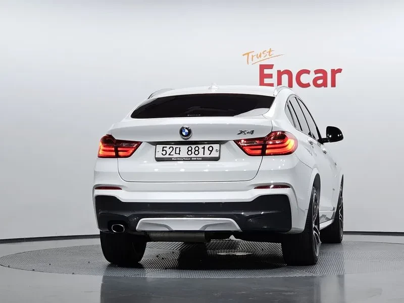 BMW X4 2.0d xDrive - САМО 30% АВАНС, снимка 4 - Автомобили и джипове - 56069945