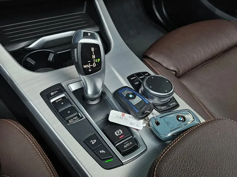 BMW X4 2.0d xDrive - САМО 30% АВАНС, снимка 8 - Автомобили и джипове - 56069945