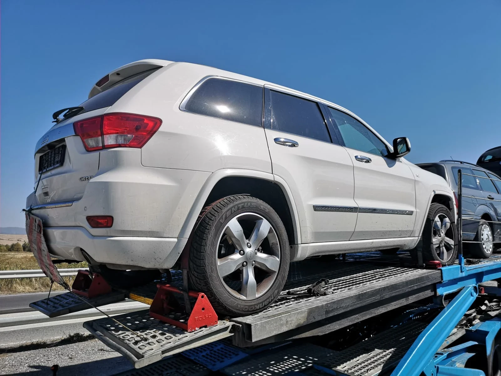 Jeep Grand cherokee На части 8 броя, снимка 1