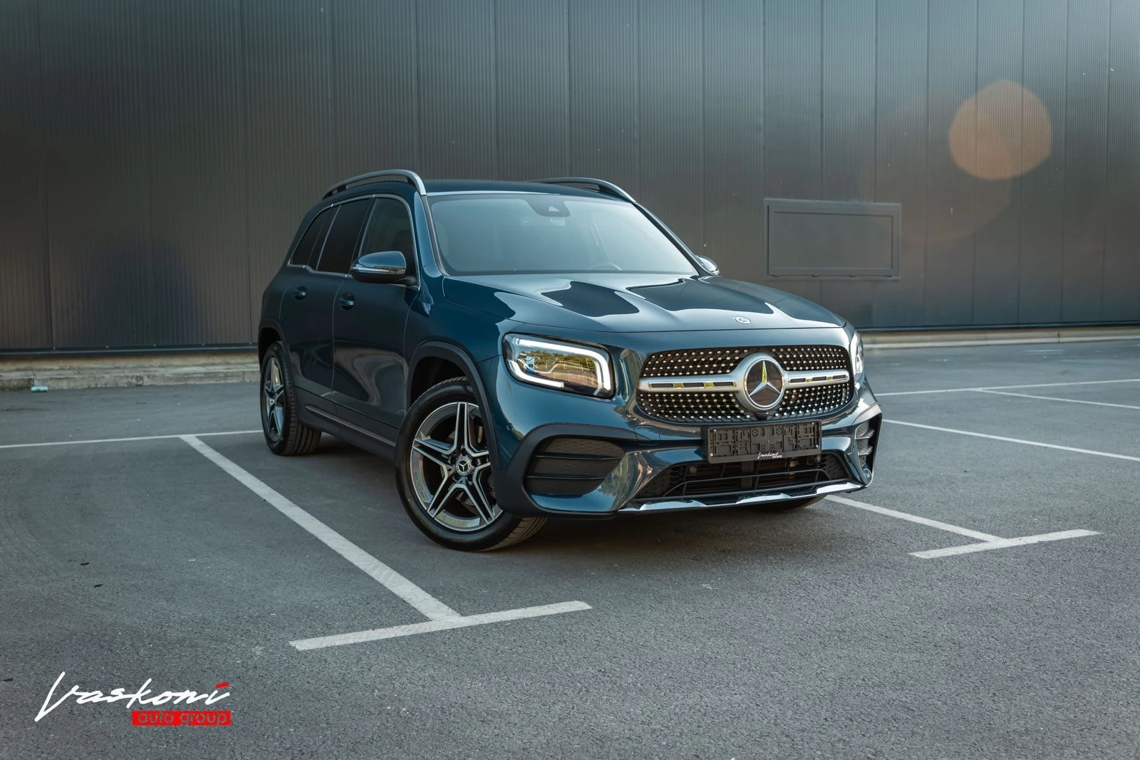 Mercedes-Benz GLB 200 AMG Line - изображение 2
