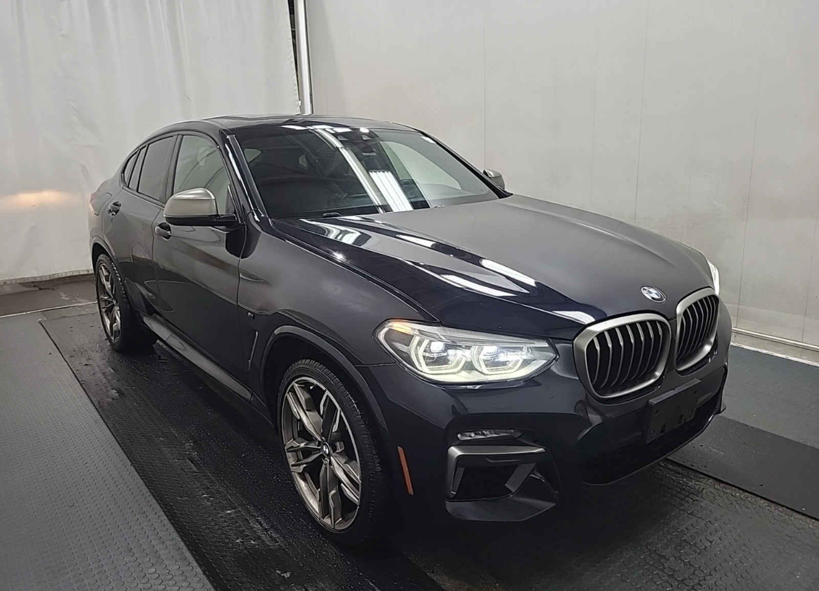 BMW X4 M40I - изображение 2