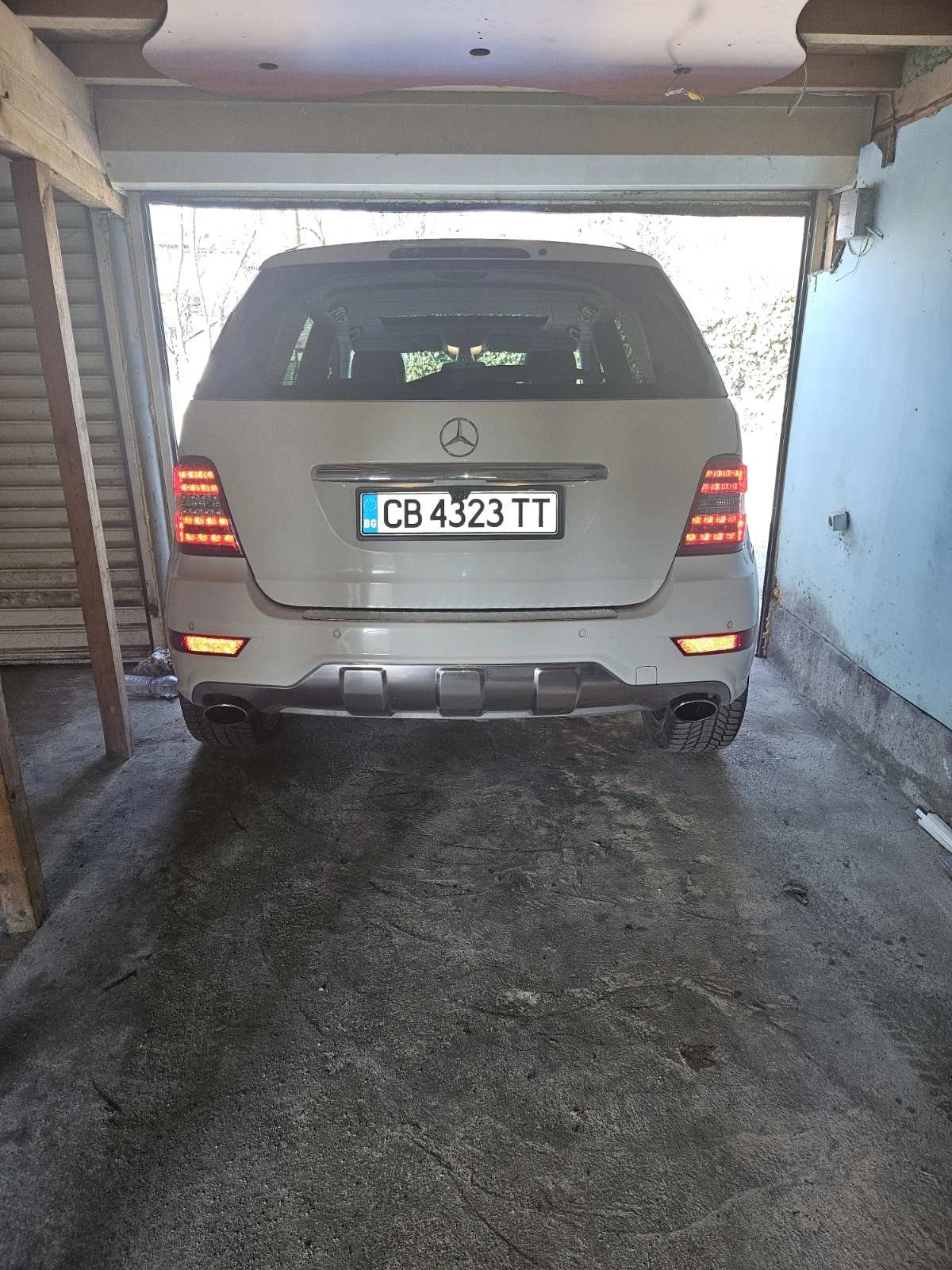 Mercedes-Benz ML 350 Джип - изображение 7