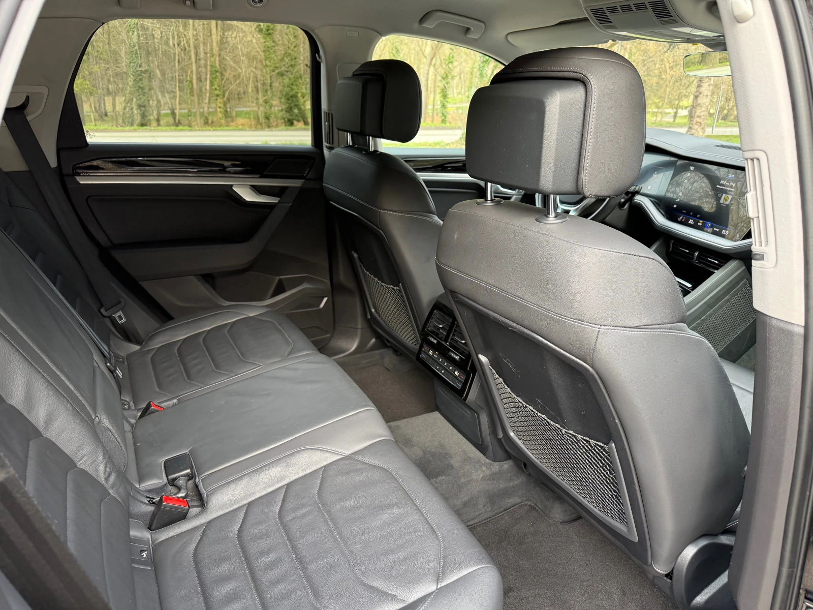 VW Touareg 4MOTION* ������* R-LINE* DIGITAL* MATRIX* DIST* CA | Mobile.bg � ����������� 9