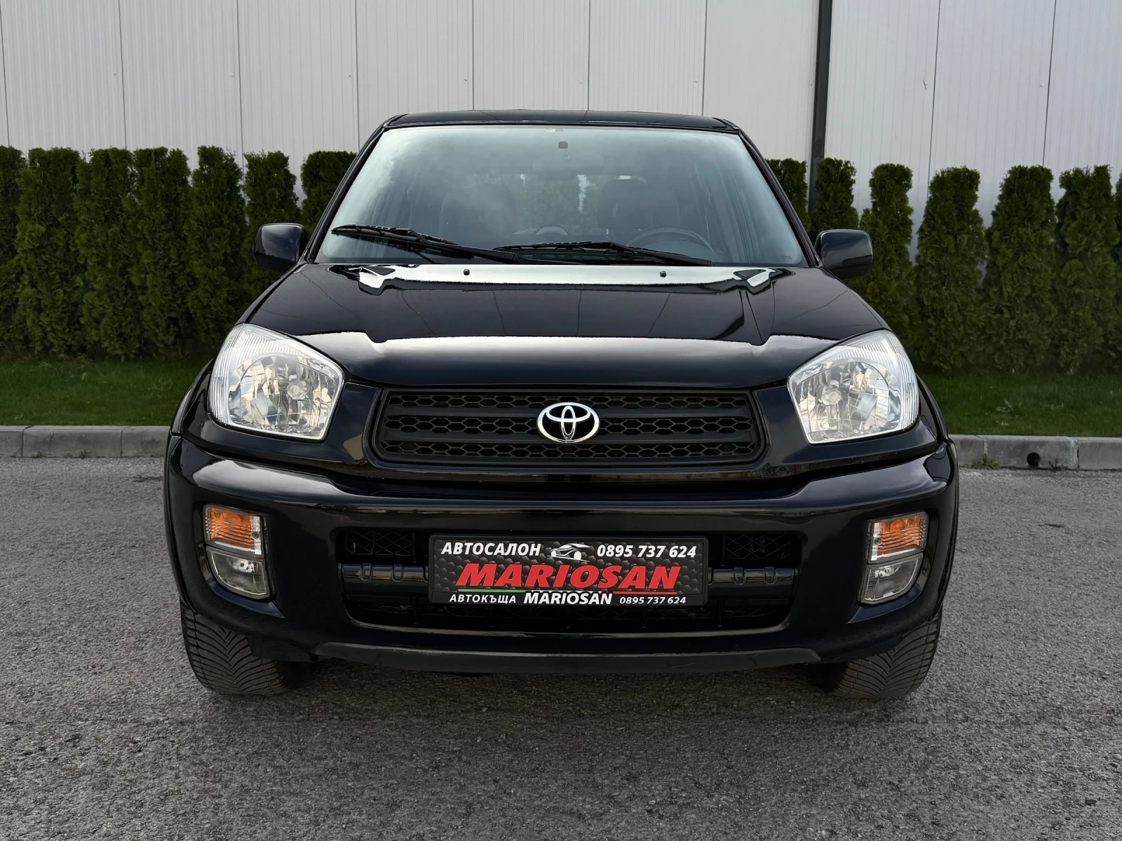 Toyota Rav4  2.0i / 4х4 /ГАЗОВ ИНЖЕКЦИОН / ИТАЛИЯ / КЛИМАТИК  , снимка 2 - Автомобили и джипове - 54205971