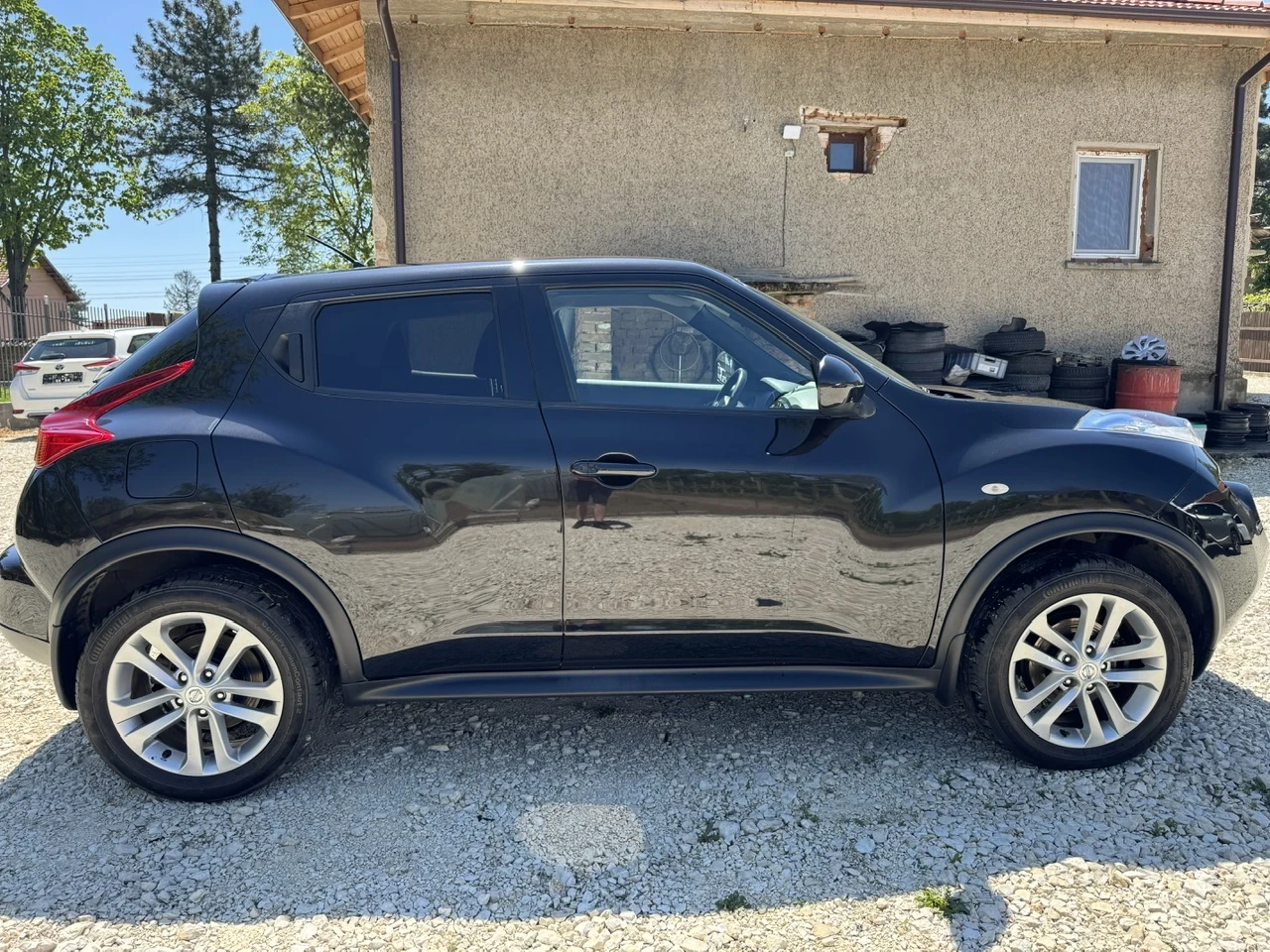 Nissan Juke 1.6i Keyless/Navi/83000км, снимка 6 - Автомобили и джипове - 54441022